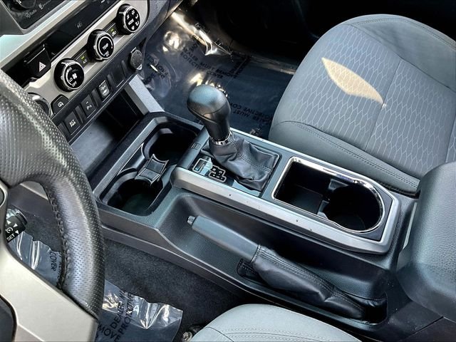 Used 2016 Gray Toyota SR5 image 21