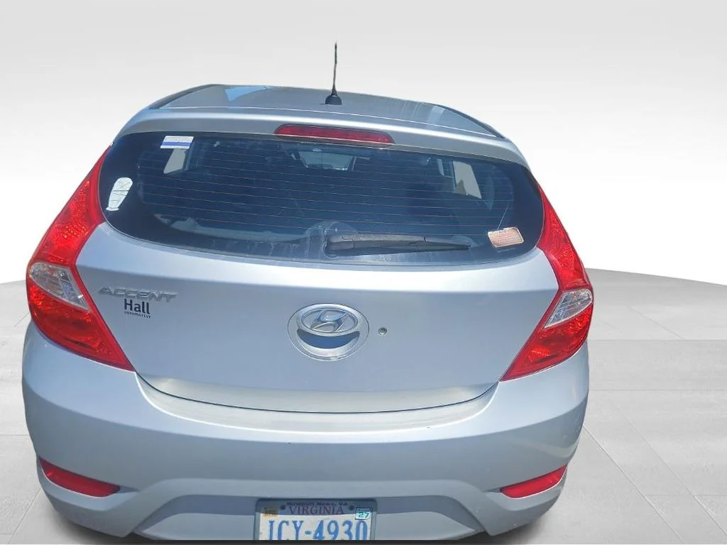Used 2014 Silver Hyundai GS image 8