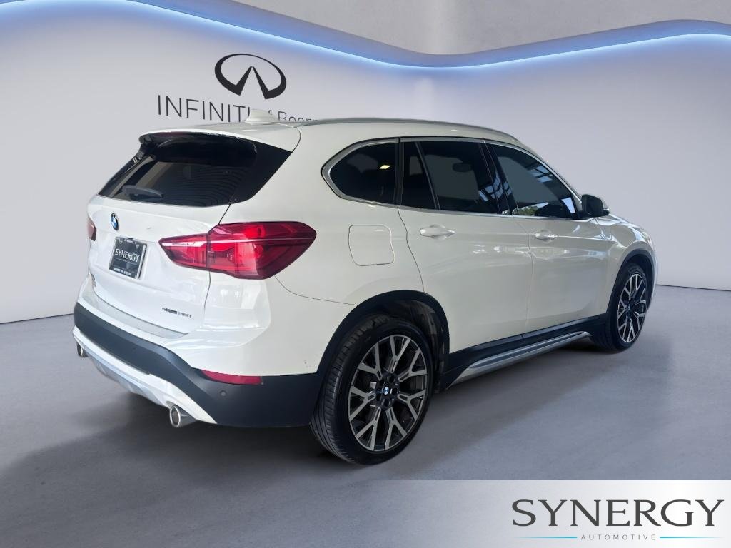 Used 2020 Alpine White BMW sDrive28i image 5