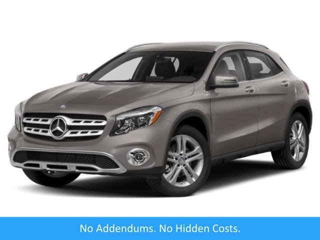 Used 2020 Night Black Mercedes-Benz GLA 250 image 1