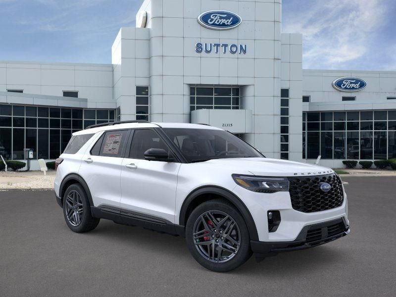 New 2026 Star White Metallic Tri-Coat Ford ST image 9