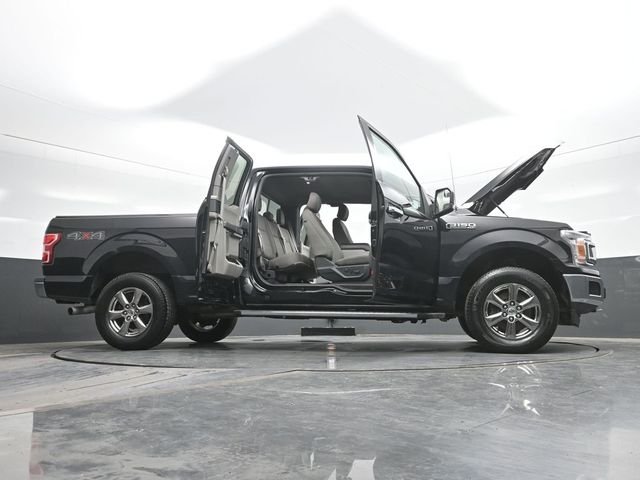 Used 2020 Black Ford XLT image 31