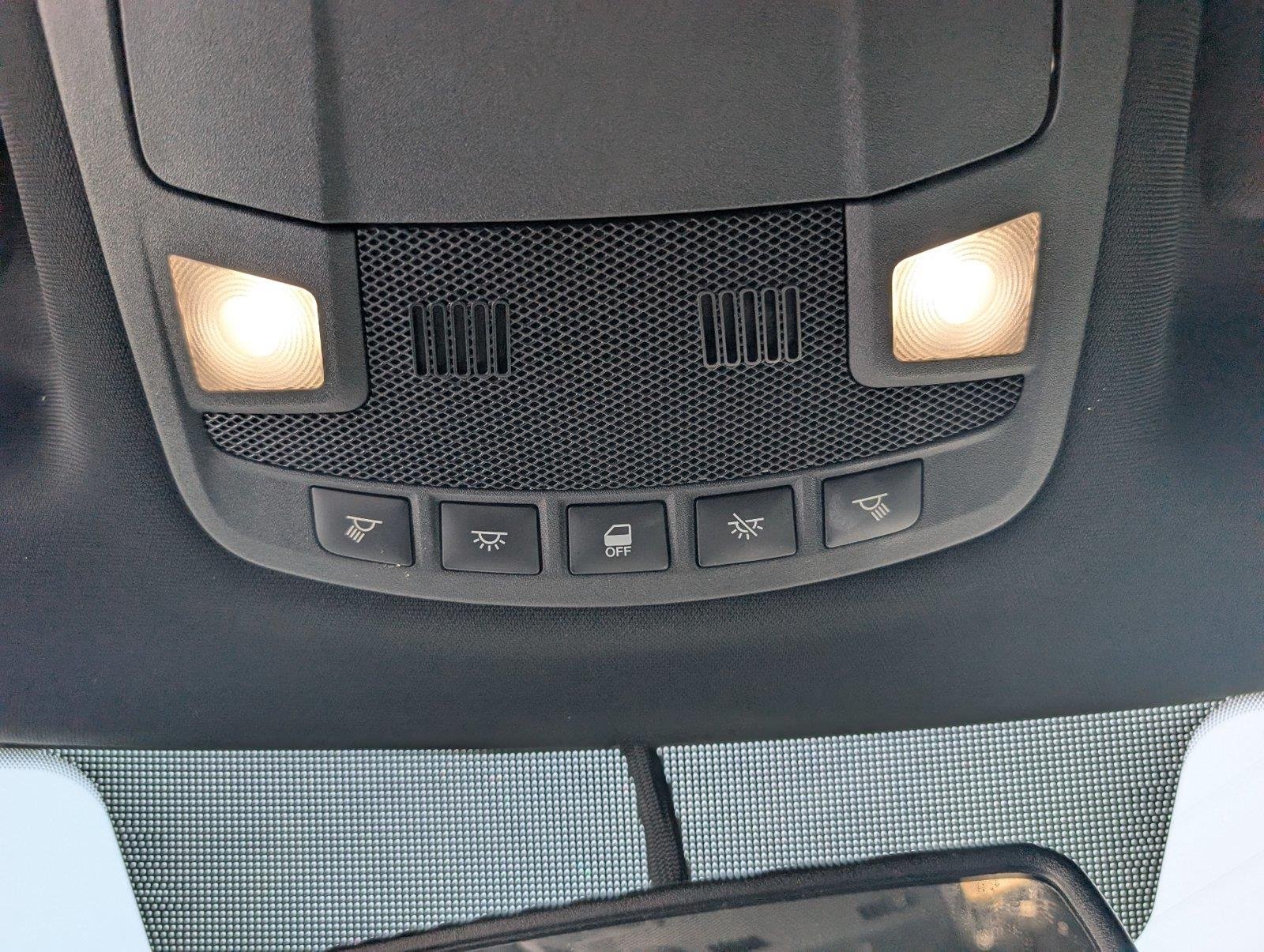 Used 2016 Shadow Black Ford XLT image 23
