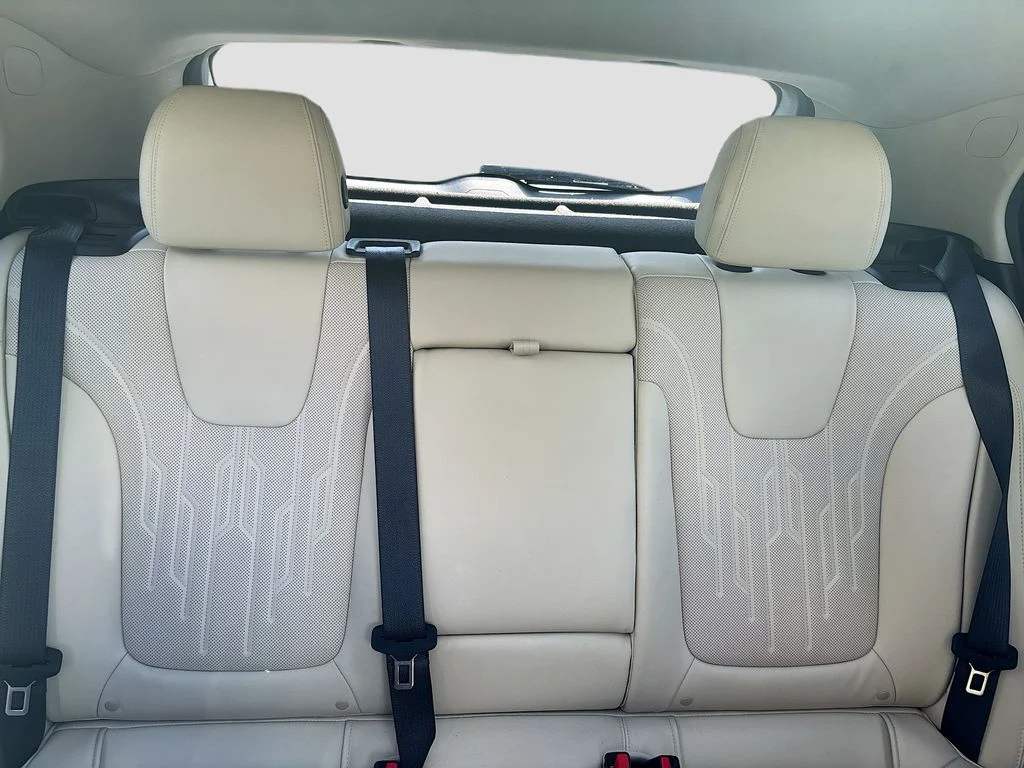 Used 2025 Gray Metallic Buick Avenir image 19
