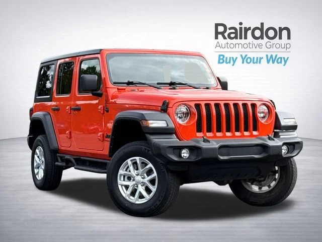 Used 2023 Punkn Metallic Clearcoat Jeep Sport S image 1