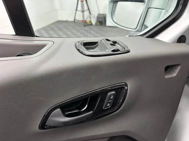 New 2026 Silver Ford Explorer Limited SE image 18
