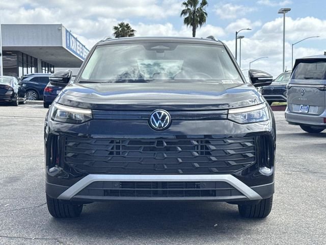 New 2026 Black Volkswagen 2.0T SE image 8