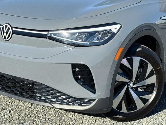 New 2026 Pure Gray Volkswagen Pro image 9