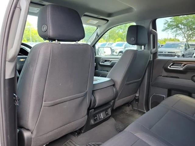 2025 Chevrolet Silverado 1500 LT - Photo 11