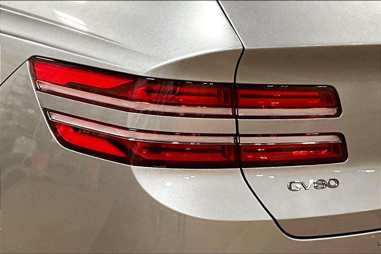Used 2025 Savile Silver Genesis 2.5T Standard image 31