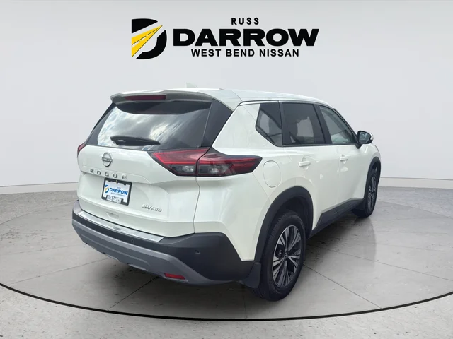 Used 2023 White Nissan SV image 5