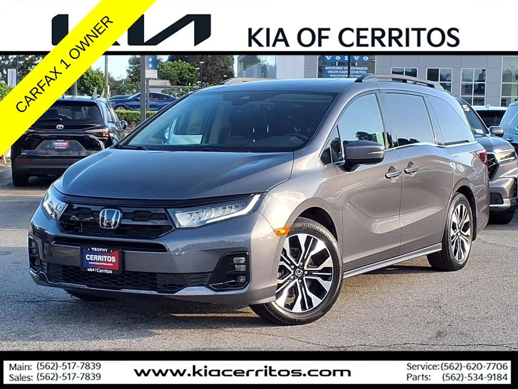 2025 Honda Odyssey Elite's photo