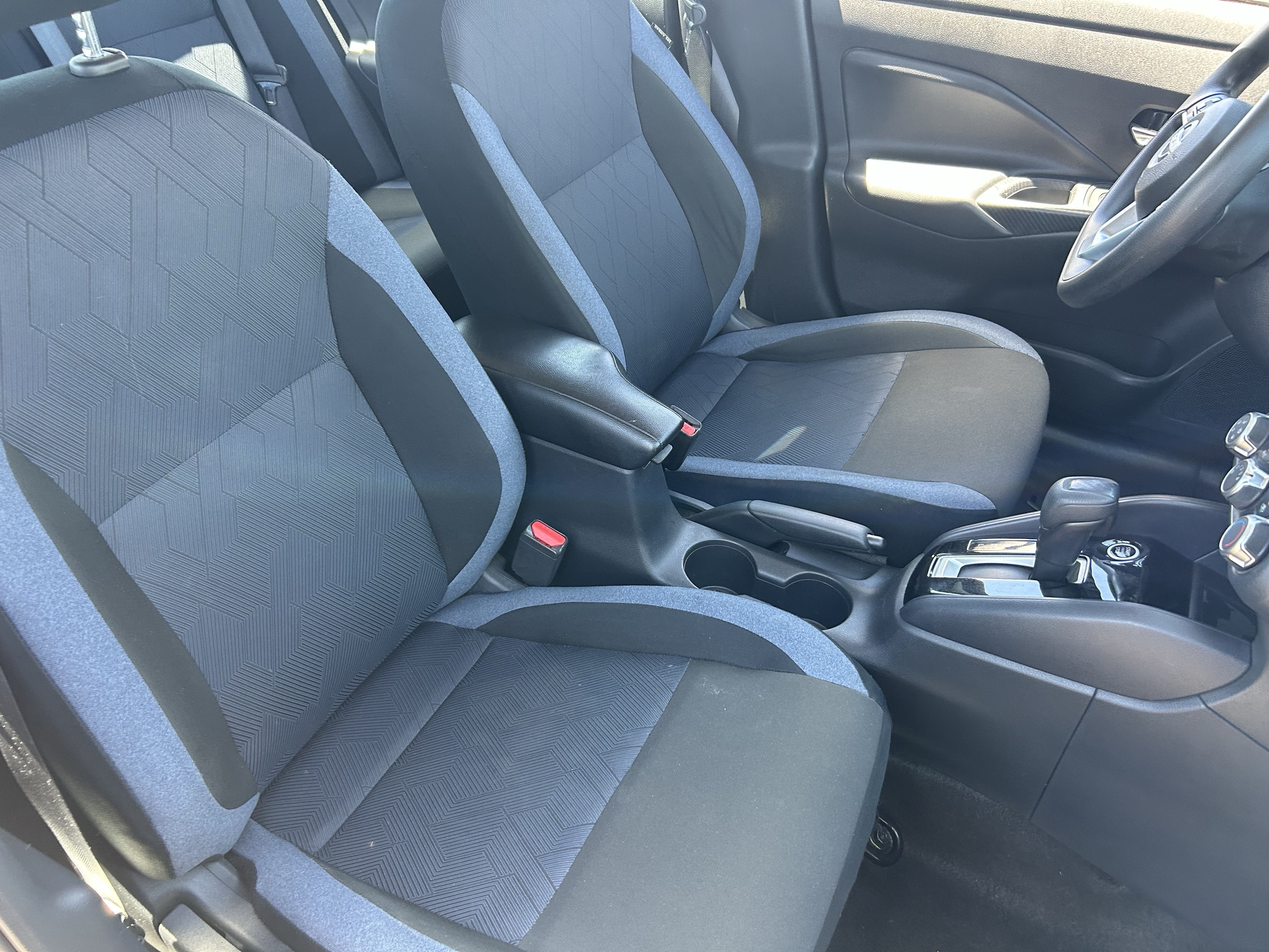 2024 Nissan Versa Sedan SV - Photo 10