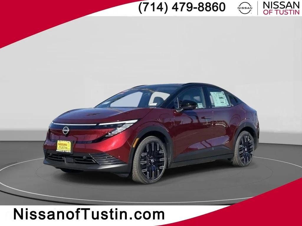 2026 Nissan Leaf Platinum+'s photo