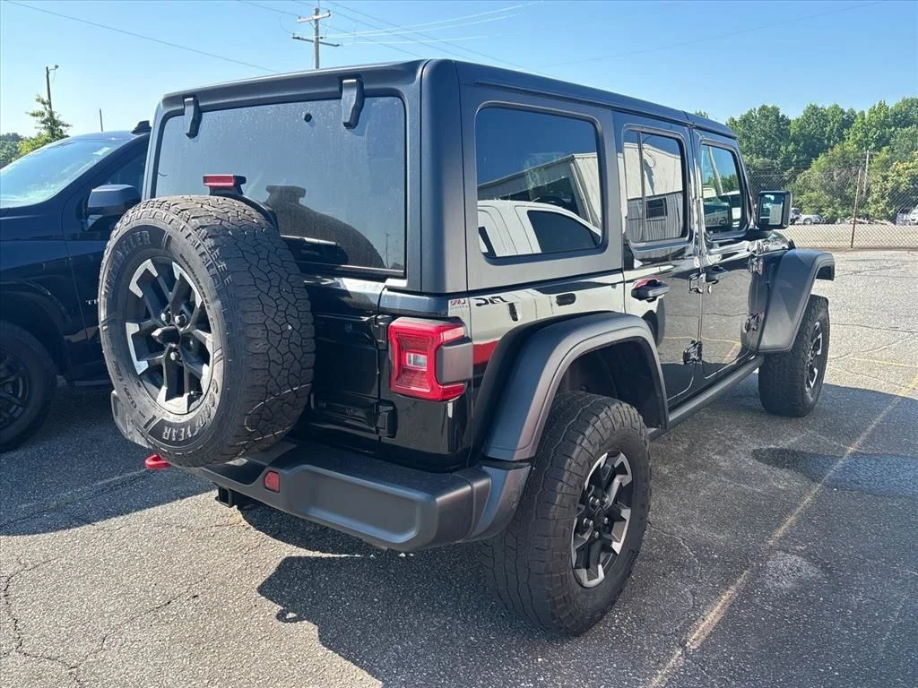 Used 2025 Black Jeep Rubicon image 11