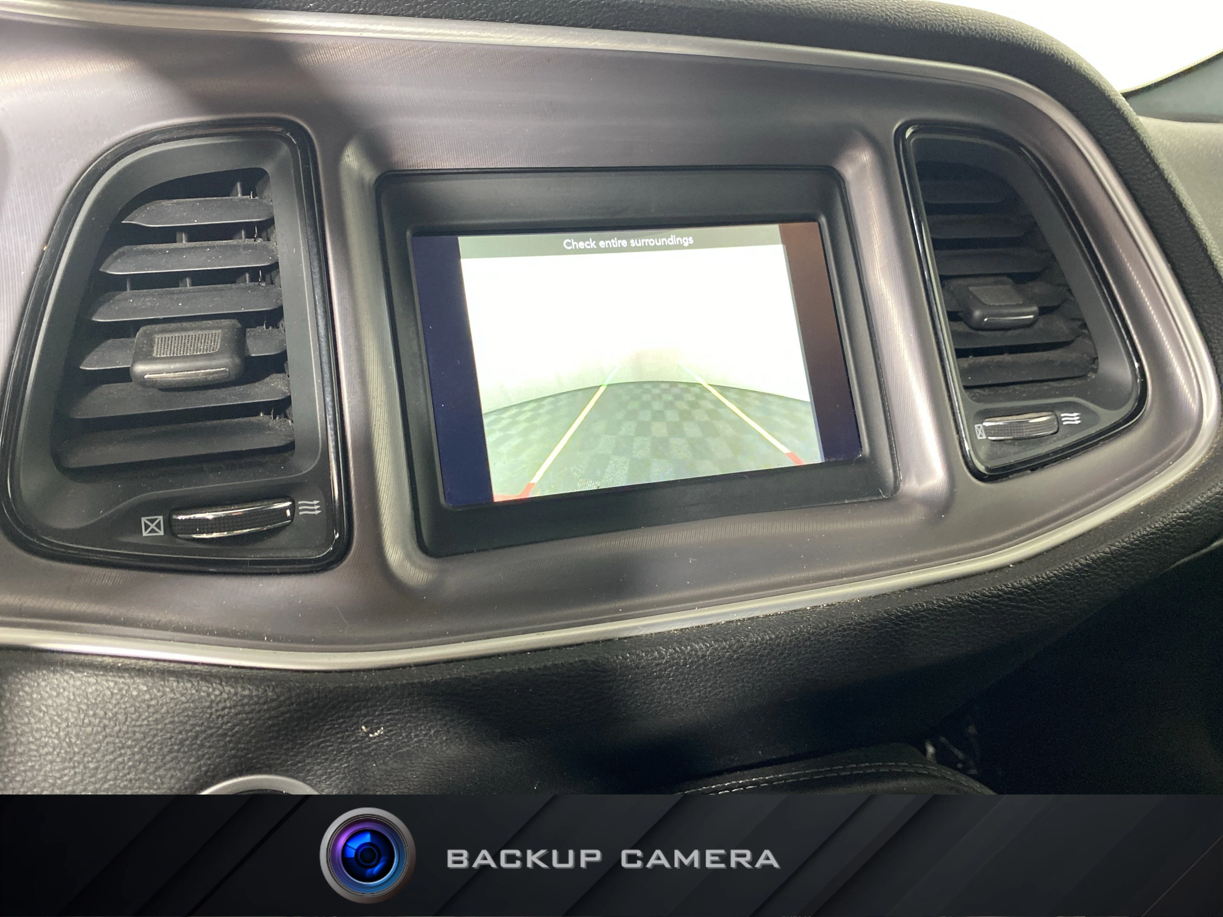 Used 2019 Go Mango Dodge SXT image 3