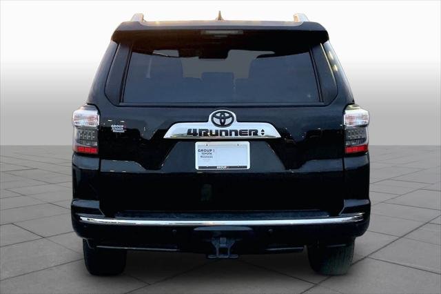 Certified Used 2021 MIDNIGHT BLACK METALLIC Toyota  image 5