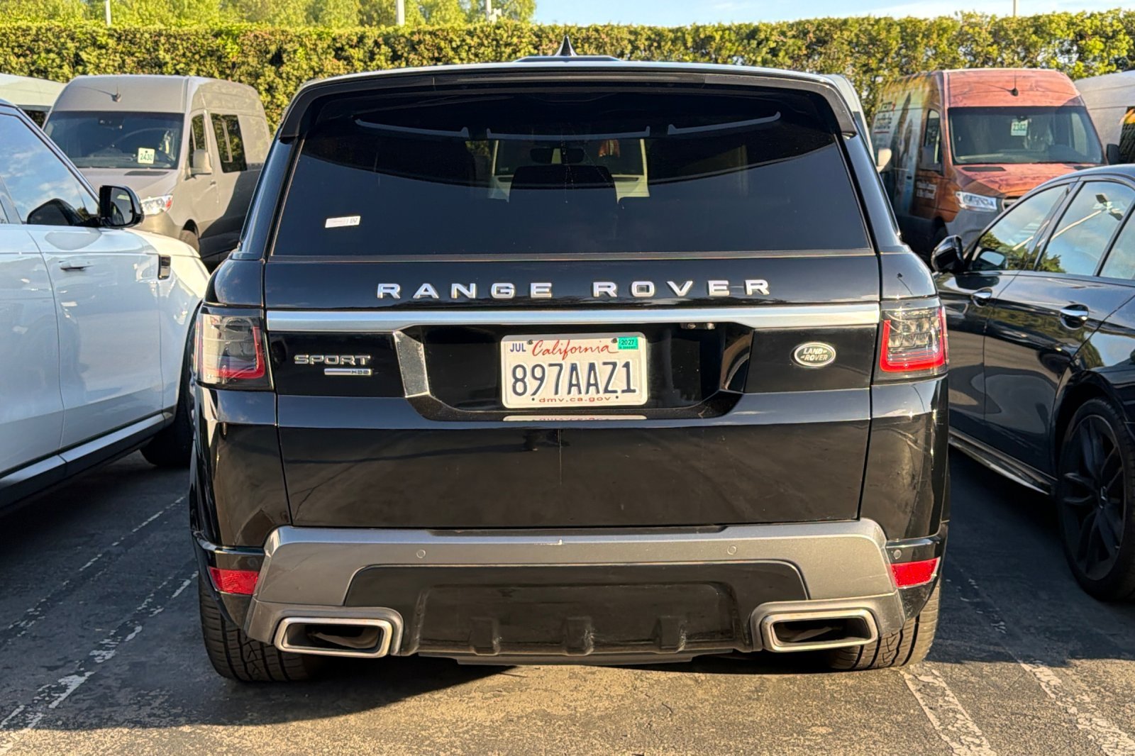 Used 2019 Black Land Rover HSE image 9