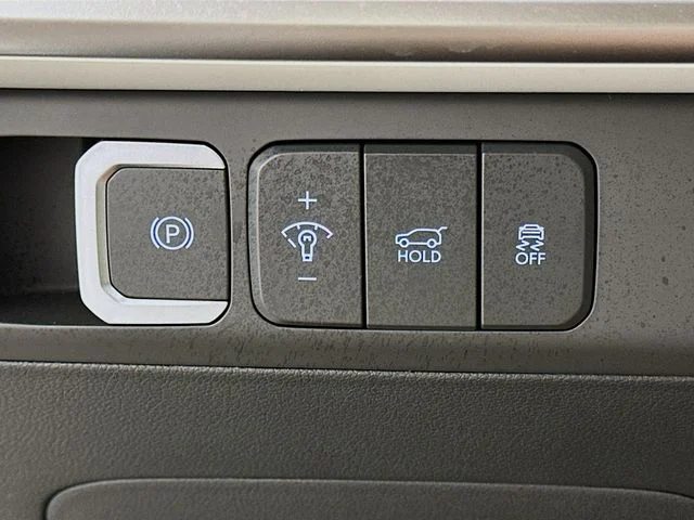 New 2026 Silver Hyundai SE image 19