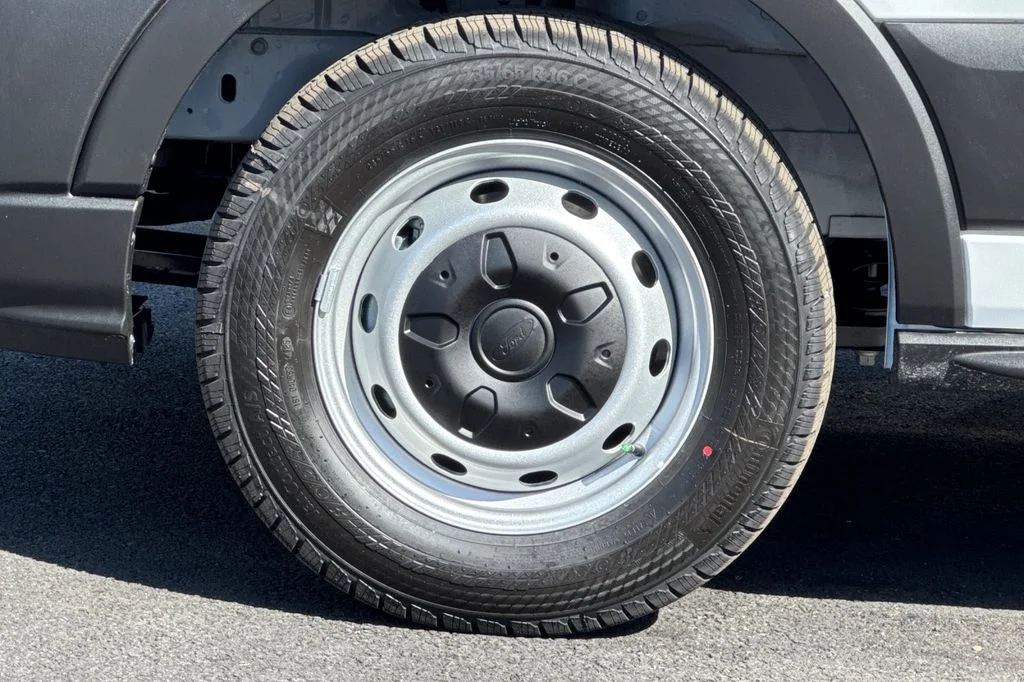 New 2026 Oxford White Ford Cargo Van image 26