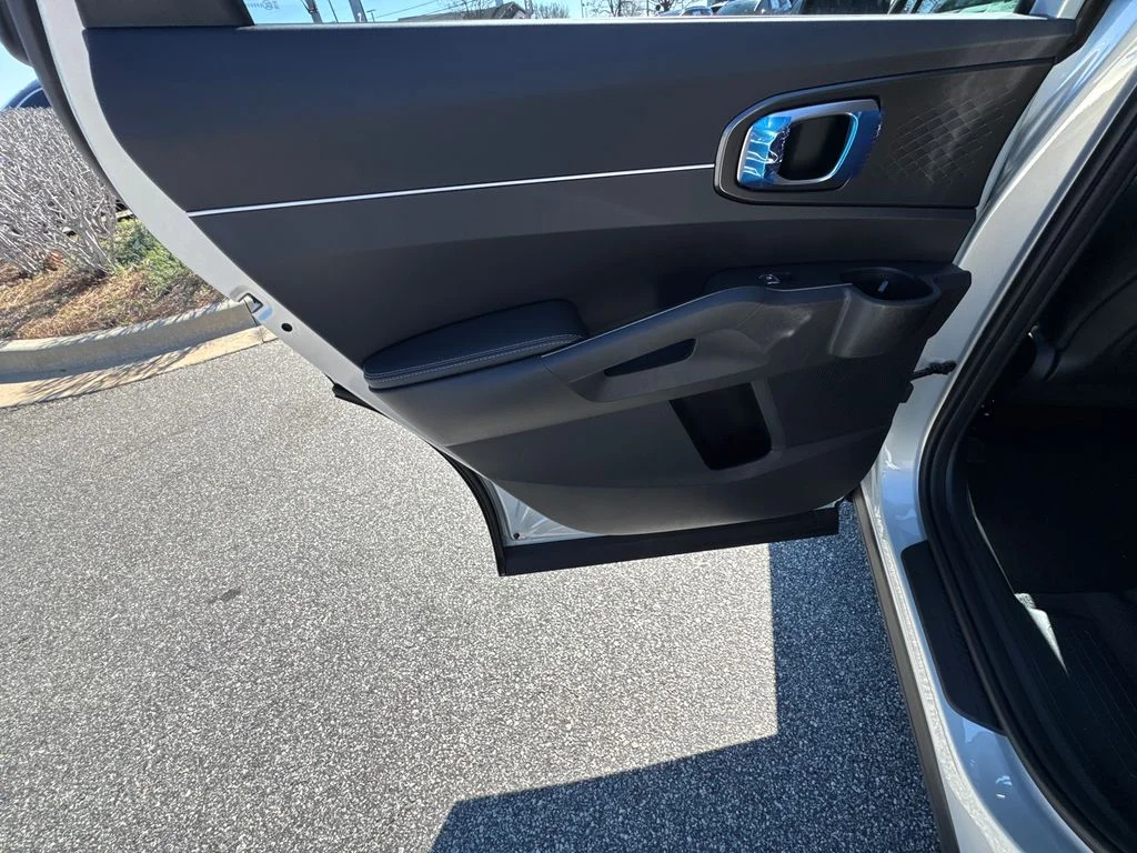 New 2026 Ivory Silver Kia S image 21