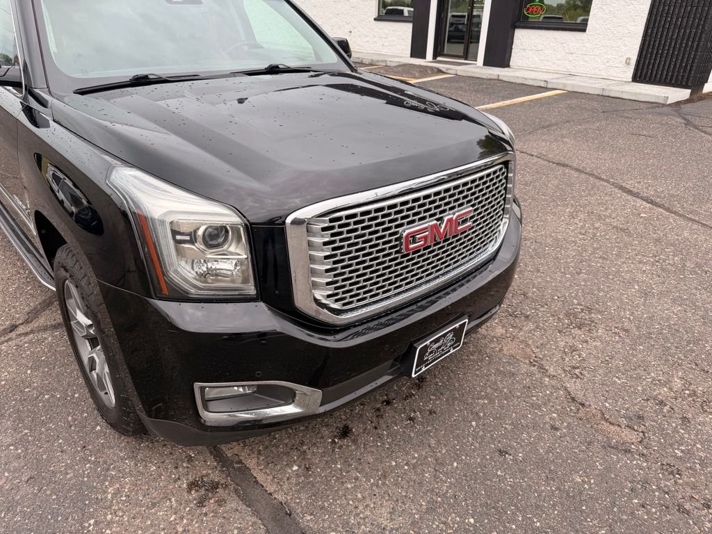 Used 2017 Black GMC Denali image 13