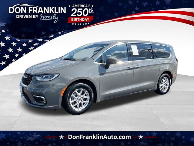 2023 Chrysler Pacifica Touring L