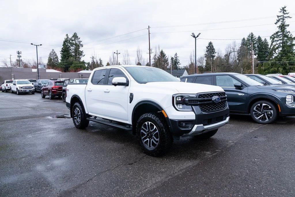 Used 2024 White Ford Lariat image 26