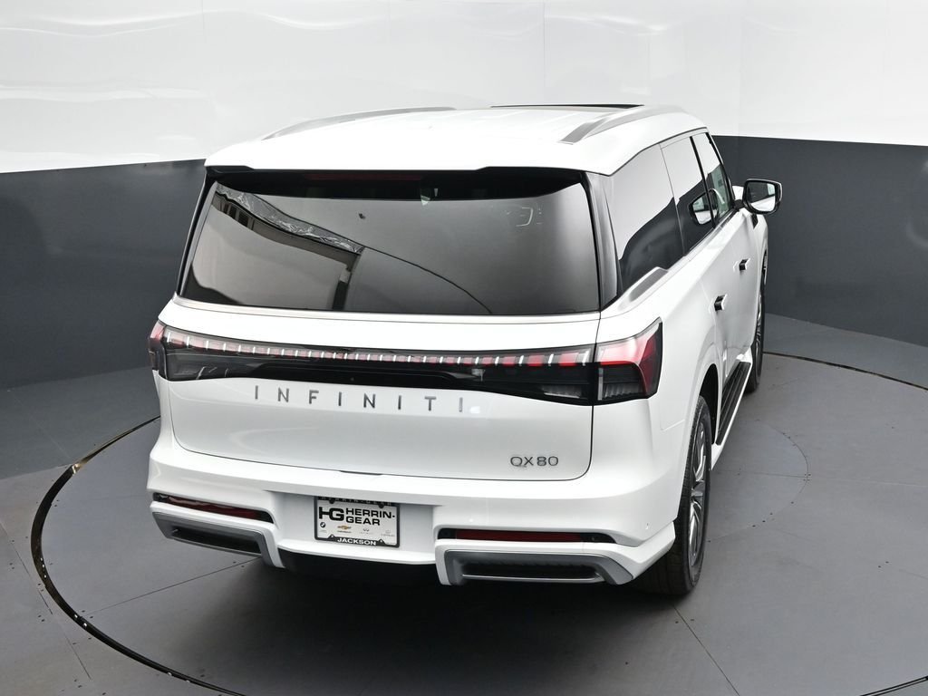 New 2026 RADIANT WHITE INFINITI Luxe 2WD image 37