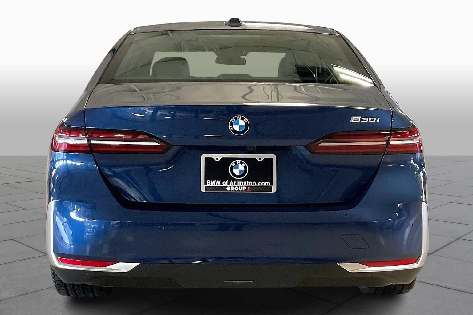 Used 2026 Phytonic Blue Metallic BMW 530i image 4