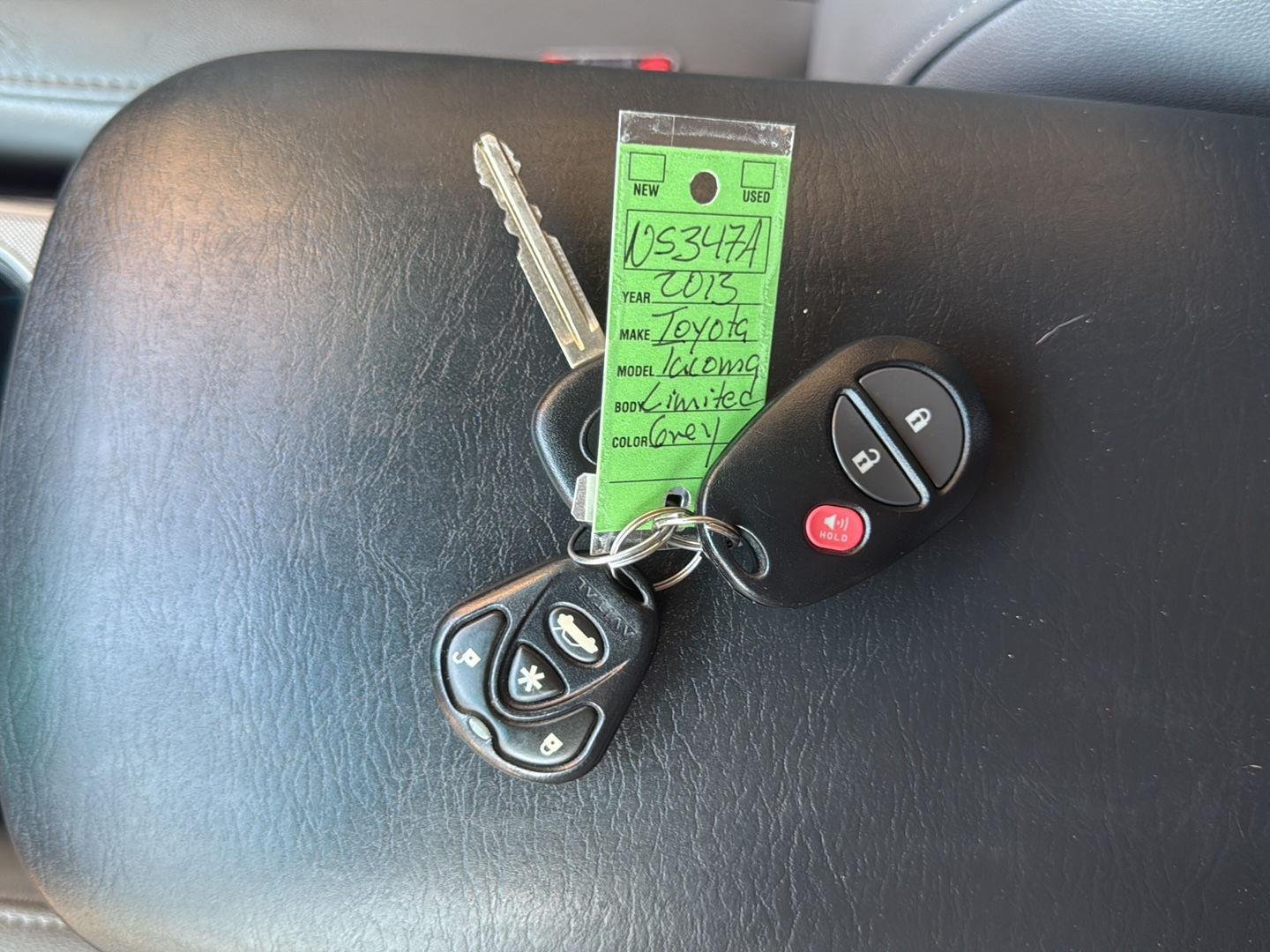 Used 2013 Magnetic Gray Metallic Toyota PreRunner V6 image 33