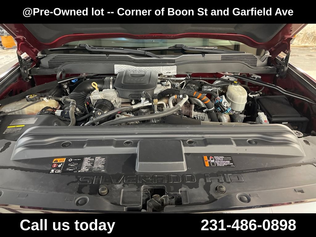 Used 2015 Red Chevrolet LTZ image 10