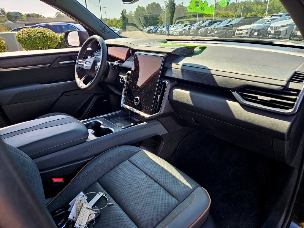 2024 GMC Acadia AT4 - Photo 12