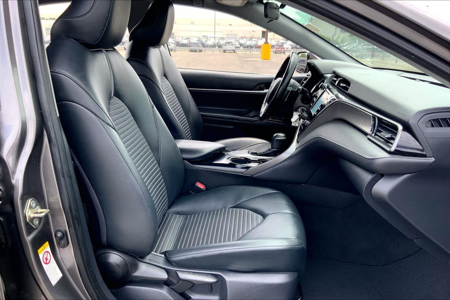 Used 2019 Predawn Gray Mica Toyota SE image 9
