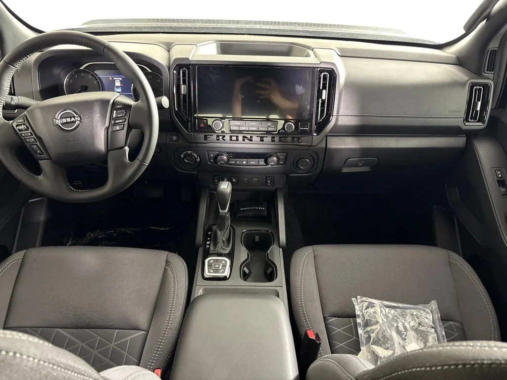 New 2026 Super Black Nissan Crew Cab SV image 17