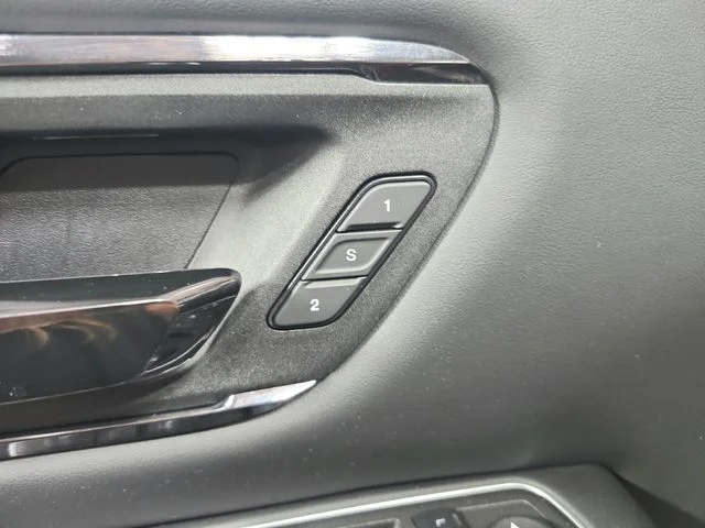 Used 2022  Ram Limited image 21