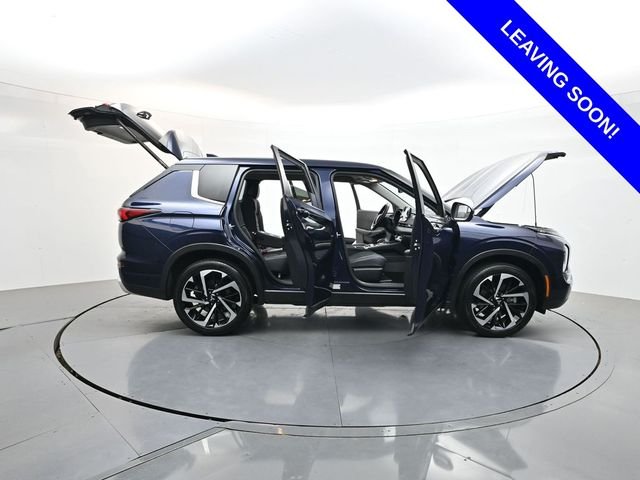 Used 2024  Mitsubishi SE image 58