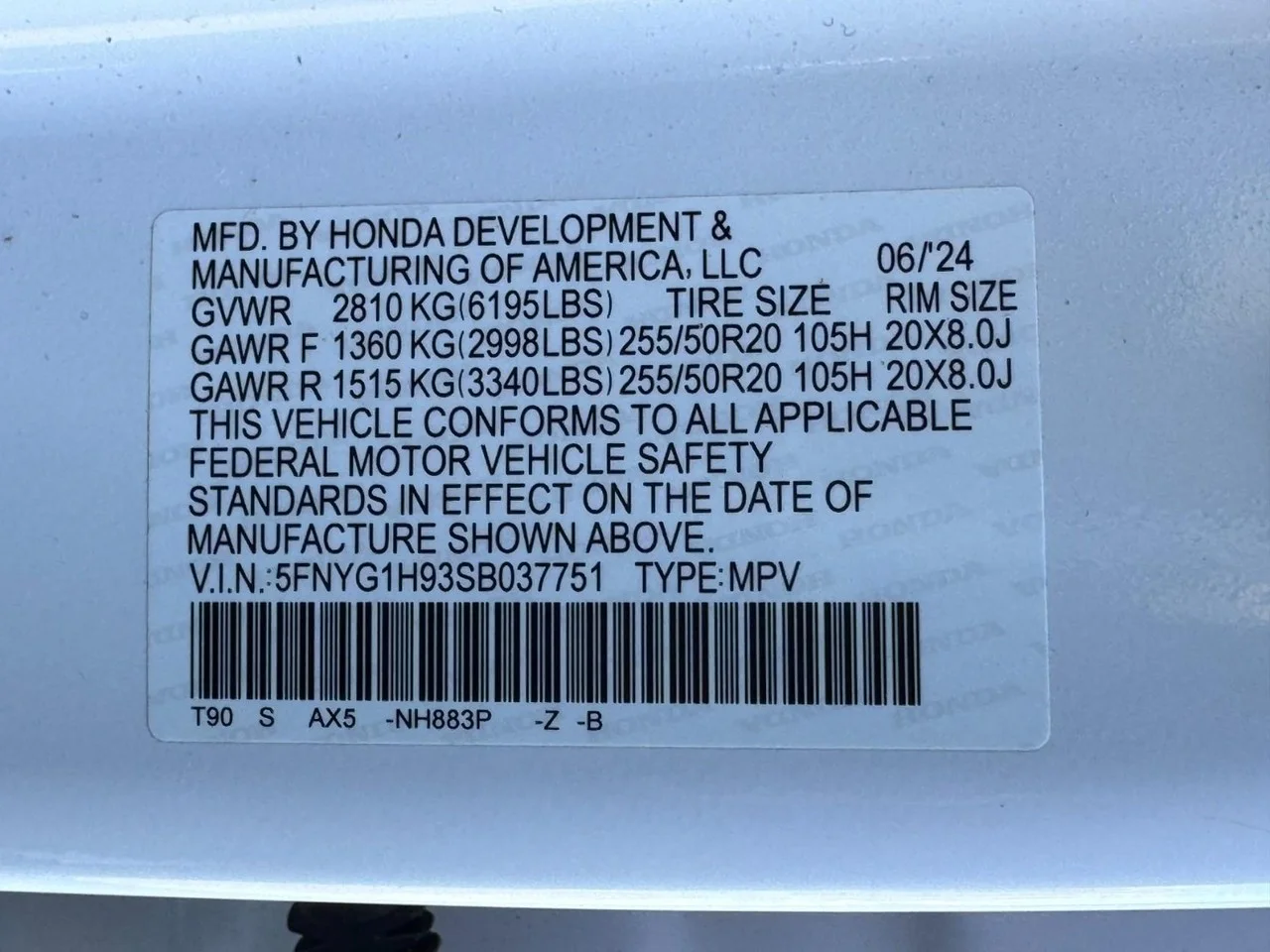 Certified Used 2025 Platinum White Pearl Honda AWD Black Edition image 29