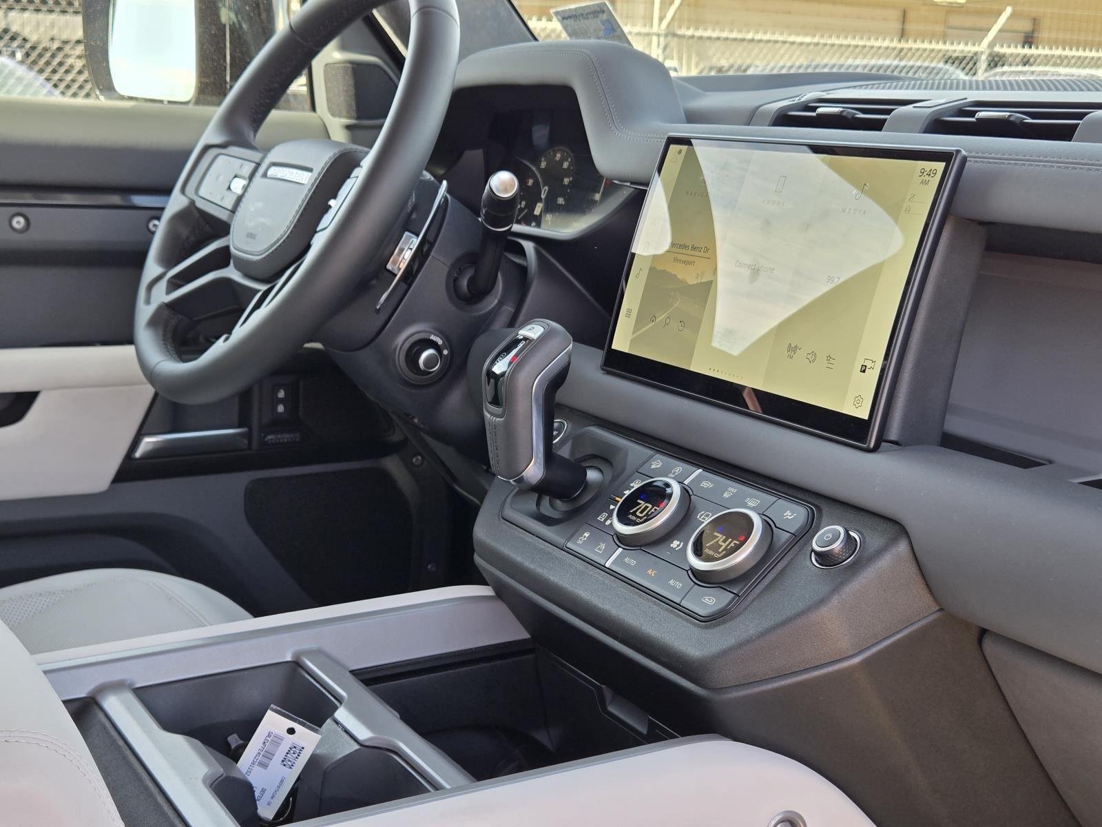 Used 2025 Carpathian Grey Premium Metallic Land Rover V8 image 43