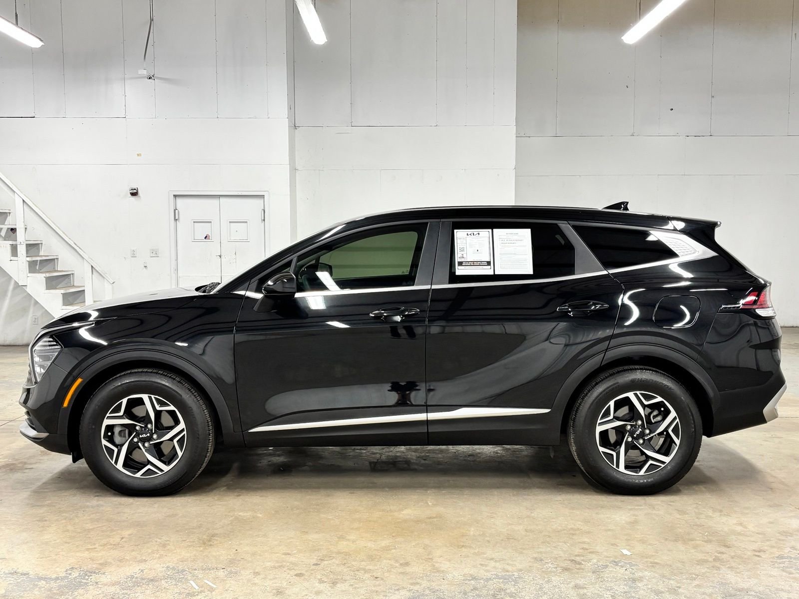 Used 2024 Black Kia LX image 4