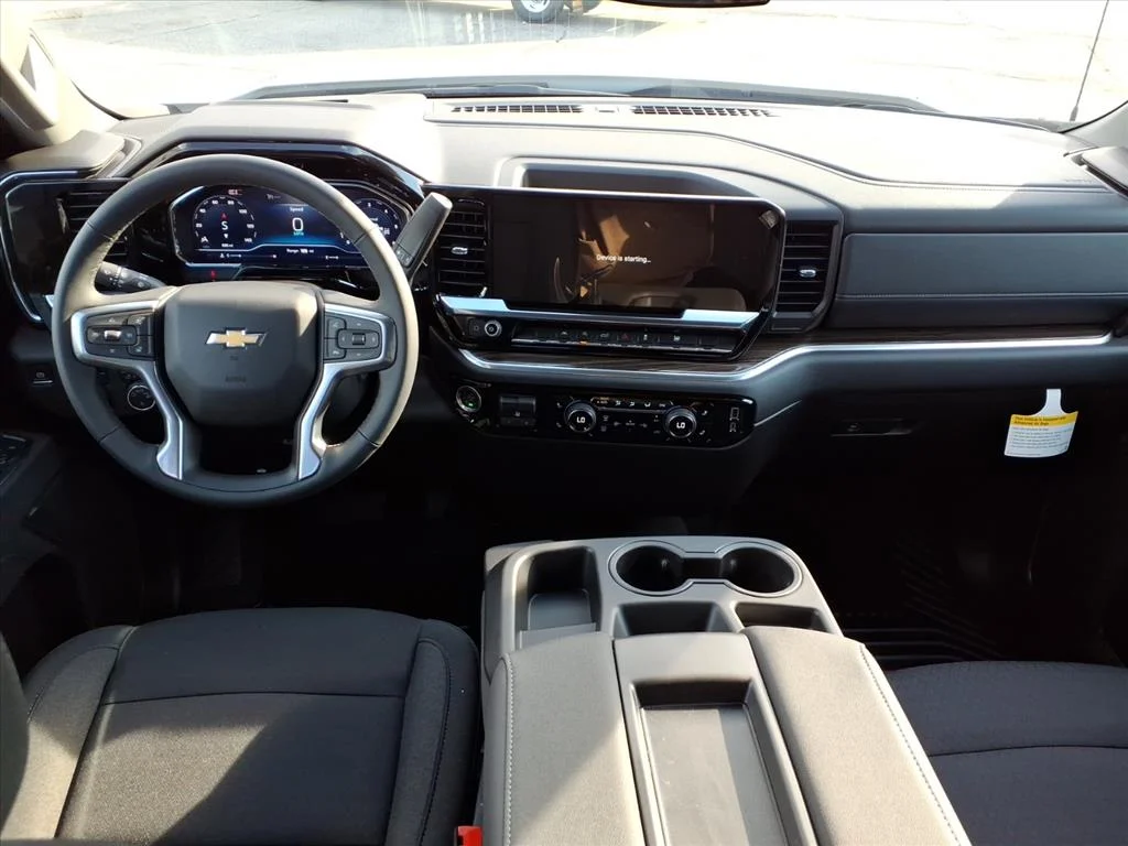2025 Chevrolet Silverado 1500 LT - Photo 12