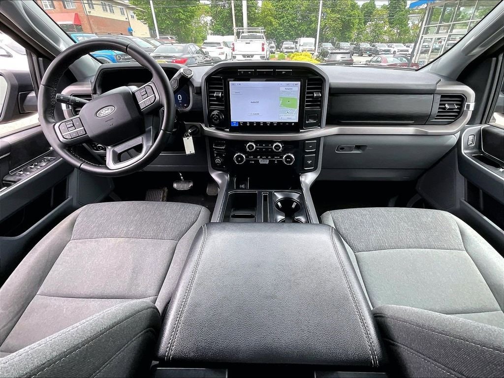 Used 2024 Black Ford XLT image 21