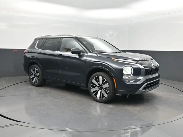2025 Mitsubishi Outlander SEL - Photo 8