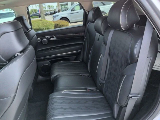 Used 2021 Silver Genesis 3.5T image 14