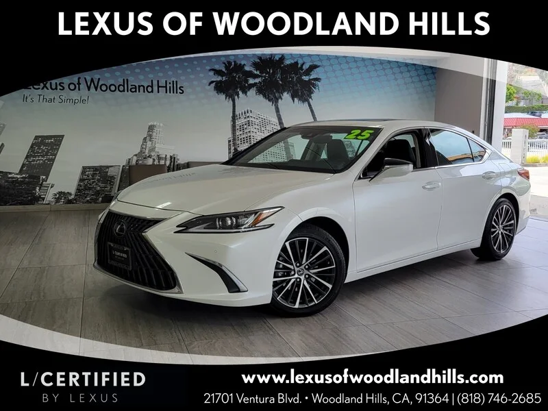 2025 Lexus ES 350 350's photo