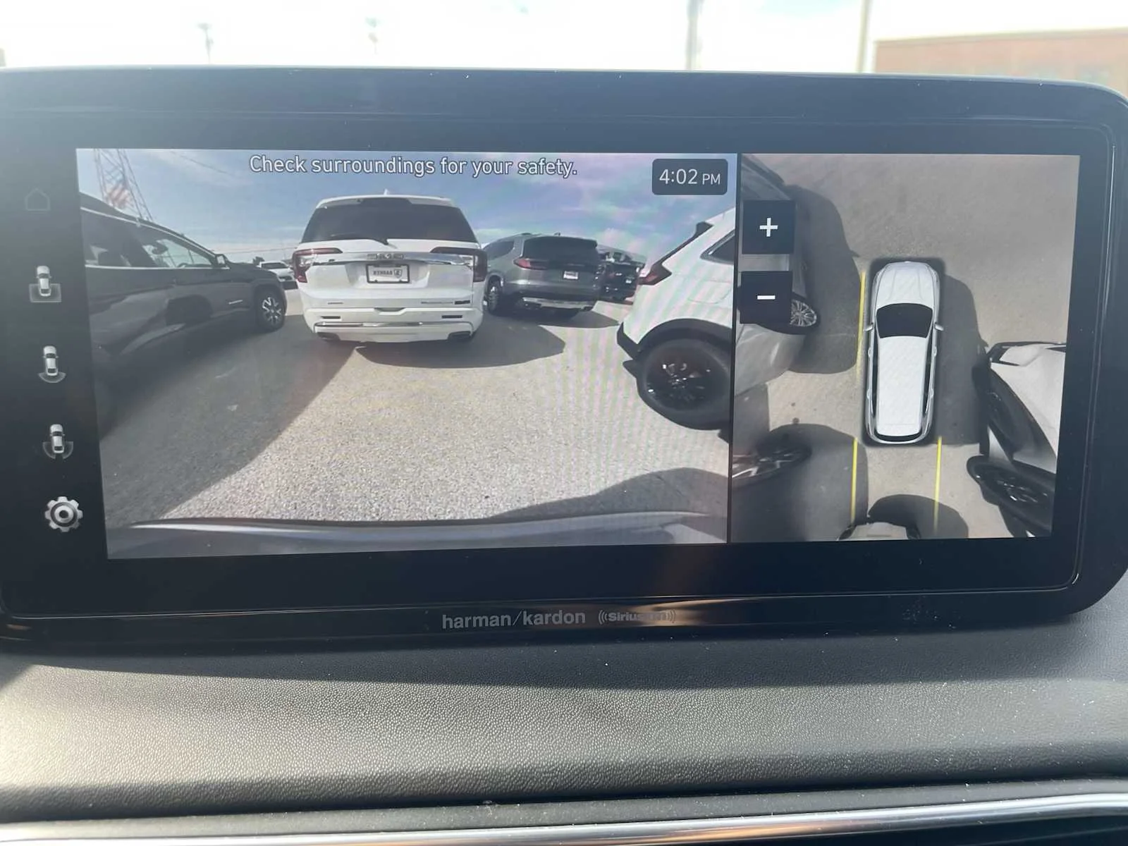 Used 2022  Hyundai Limited image 15