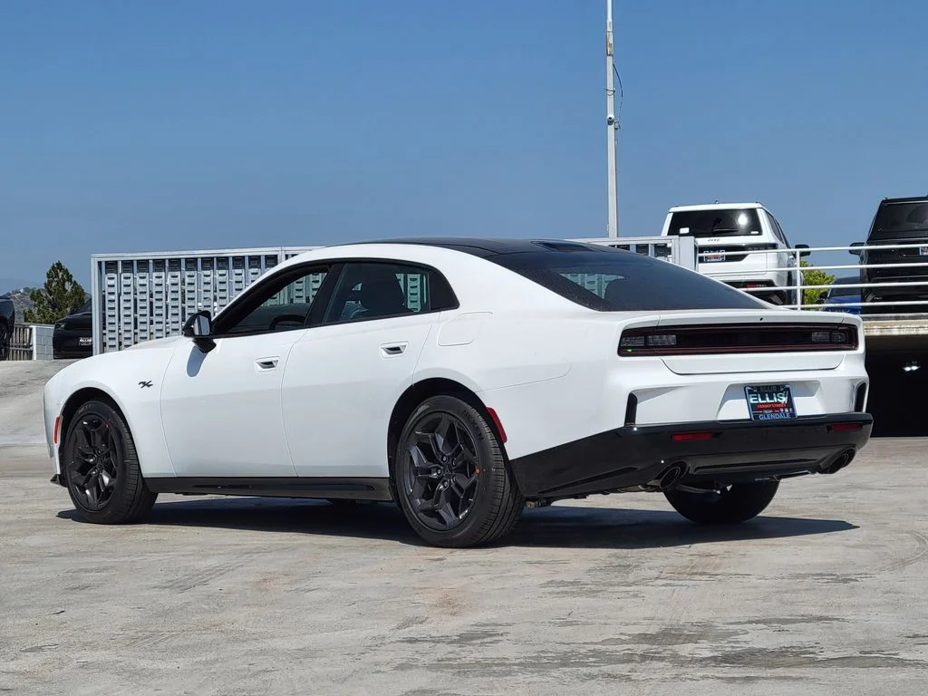 New 2026 White Knuckle Exterior Paint Dodge R/T image 2