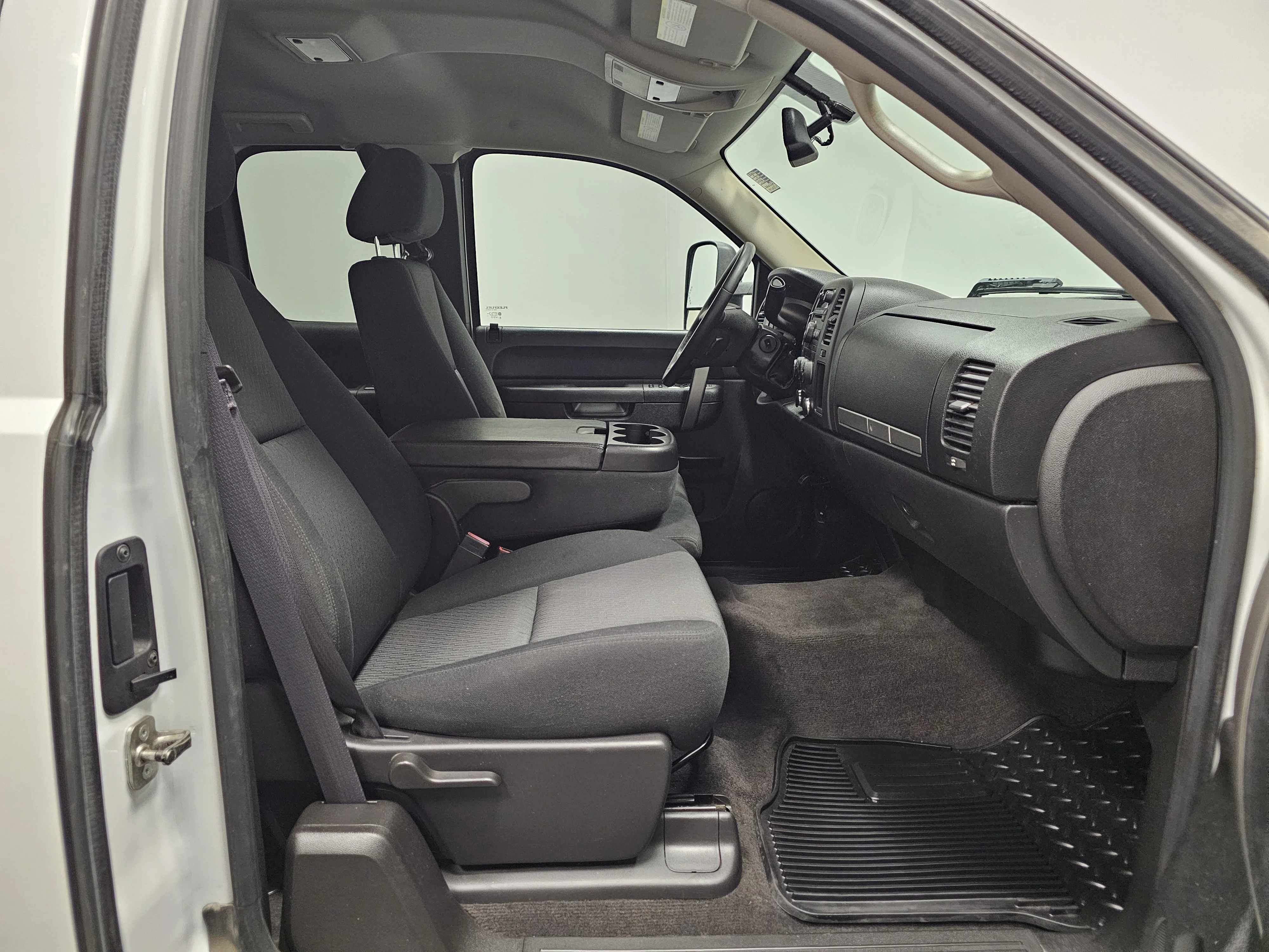 Used 2013 Summit White Chevrolet LT image 14