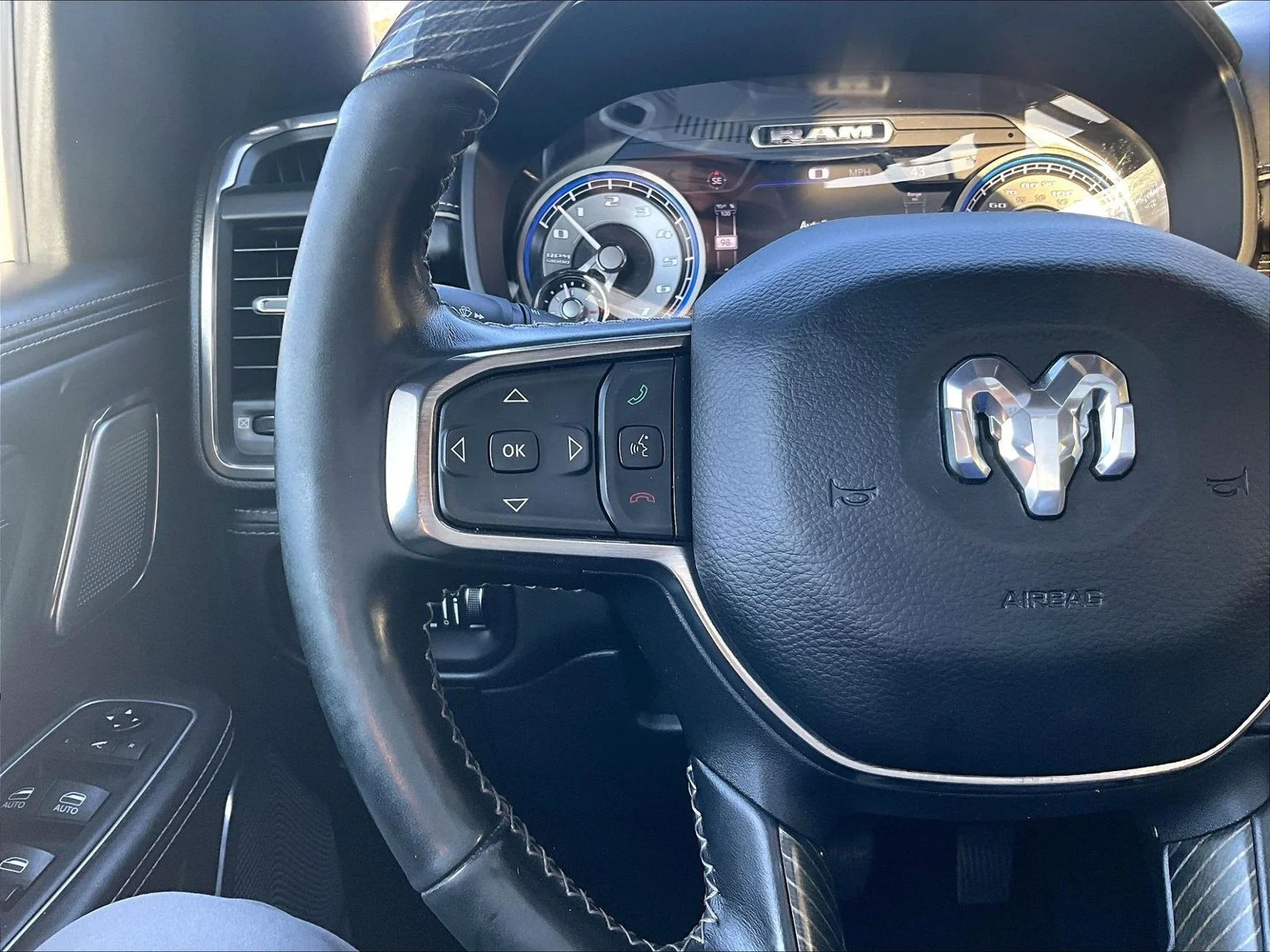 Used 2020 Off-white Ram Limited image 19
