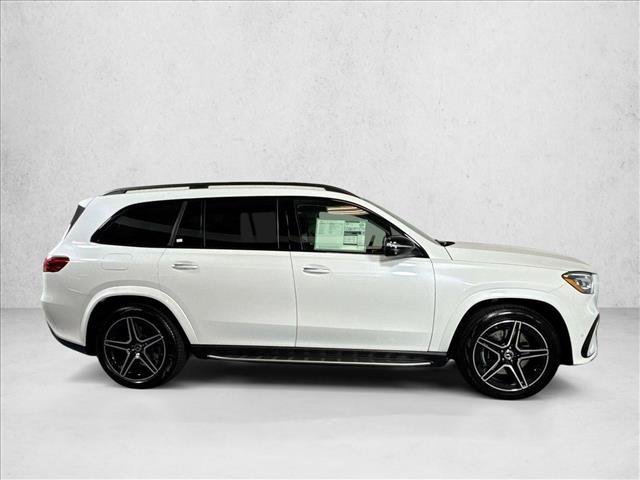 New 2026 MANUFAKTUR Moonlight White Metallic Mercedes-Benz GLS 450 image 34